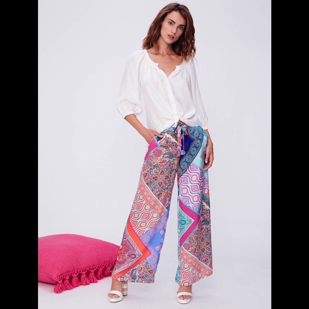 Alice & Trixie 100% Silk Abby Top-Size S